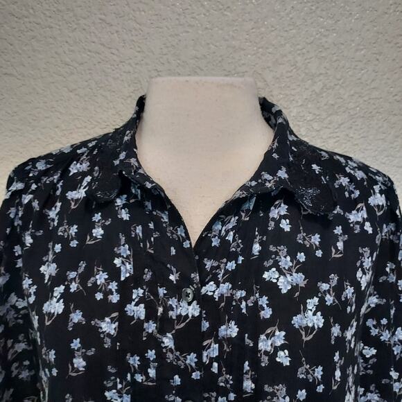 Lucky Brand Black w/Baby Blue Floral Print Button Down Size M - Picture 3 of 13